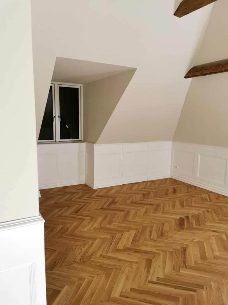 Nyrenoveret øverste etage